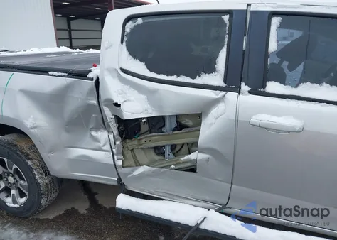 2015 Chevrolet Colorado Z71 из США, поврежденный, VIN 1GCGTCE37F1202167